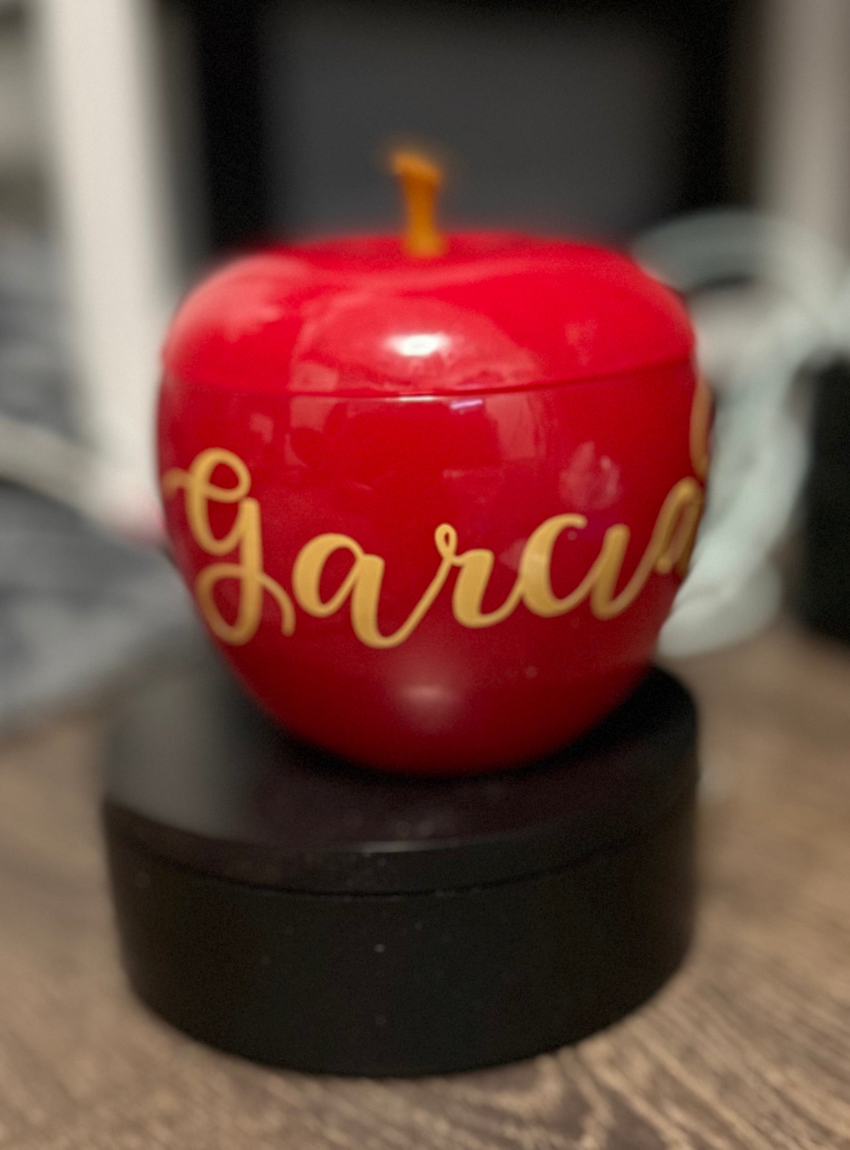 Teacher’s Apple