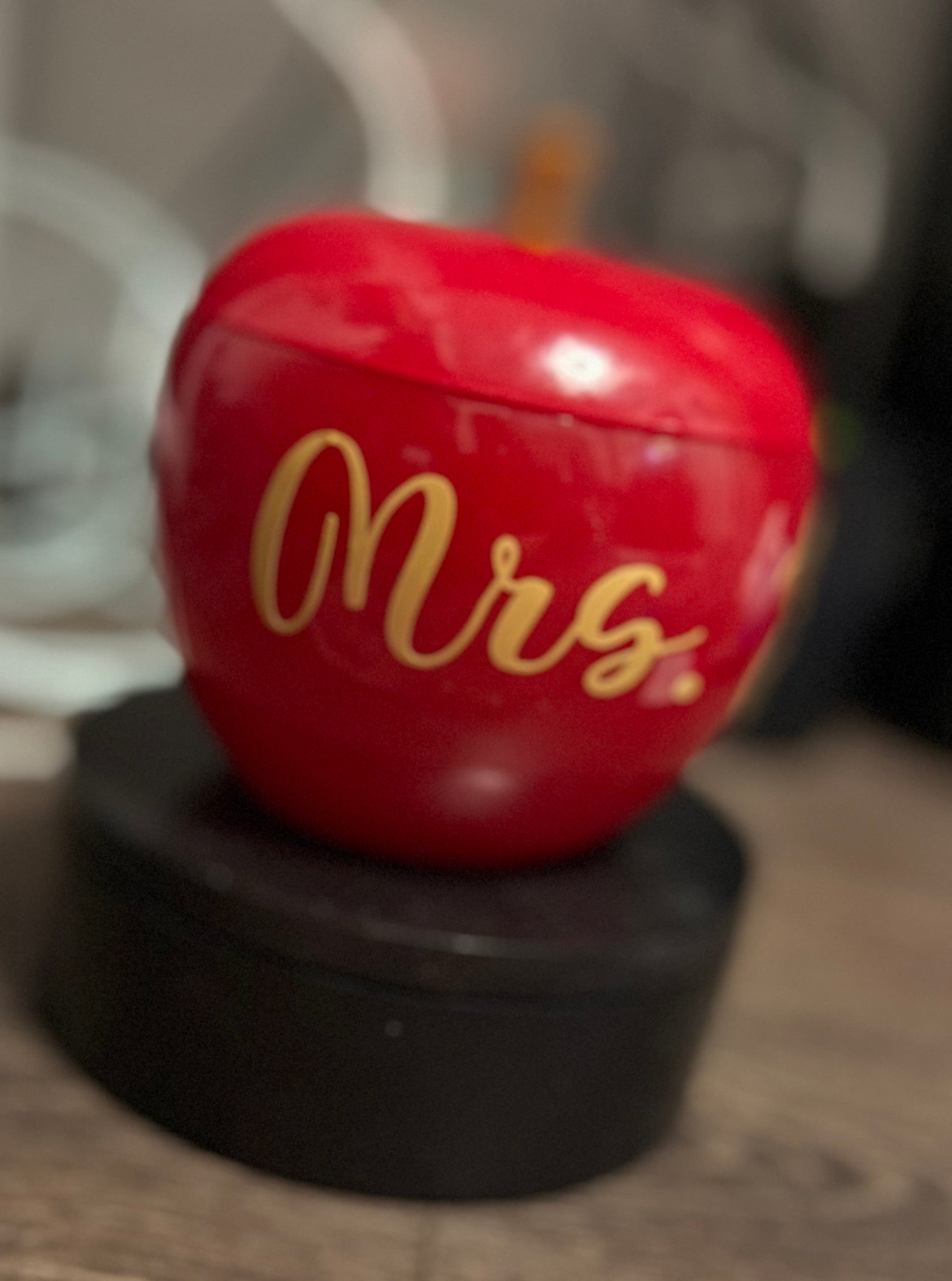 Teacher’s Apple
